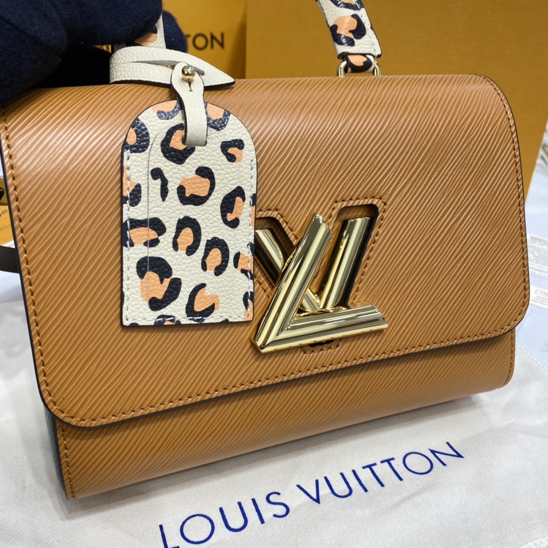 Louis Vuitton TWIST MM Handbag Epi Leather M58689 Gold Cipango